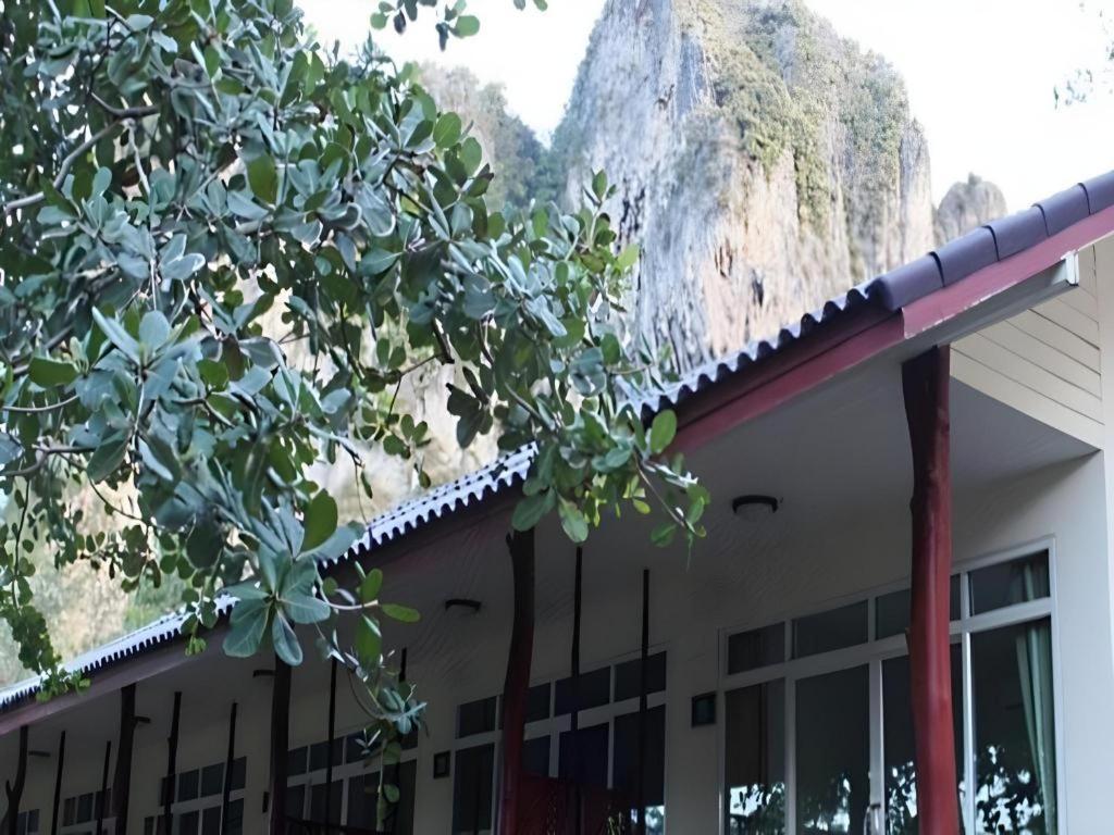 บ้านเจ้าไหม บีชเฮาส์ ตรัง ภายนอก รูปภาพ